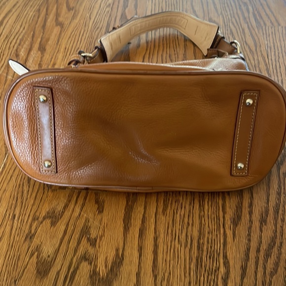Dooney & Bourke tan leather shoulder bag - Picture 3 of 7